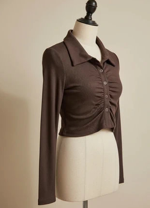 Camicia crop top marrone Shein con arriccio e bottoni, marke: Shein, zustand: Neu, größe: L / 40 / 12, 10,00 €, 11,20 € inklusive Vinted-Käuferschutz