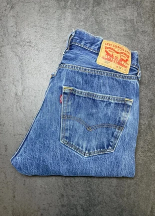 Jean Lévis 501 bleu 100% coton droit - Coupe droite, marke: Levi's, zustand: Gut, größe: S / 36 / 8, 19,00 €, 20,65 € beinhaltet Vinted-Käuferschutz Pro