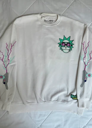Felpa Pull&Bear x Rick and Morty – limited edition grafica, super cool e trandy, marque: Pull & Bear, état: Très bon état, taille: M / 38 / 10, 26,00 €, 28,00 € Protection acheteurs incluse