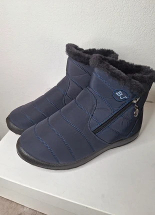 Bottes d'Hiver Fourrées "BJ" - Taille 38, marque: BJ, état: Très bon état, taille: 38, 15,00 €, 16,45 € Protection acheteurs incluse