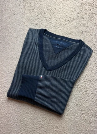 Pull Tommy Hilfiger Marine Taille L Homme, marke: Tommy Hilfiger, zustand: Sehr gut, größe: L, 22,00 €, 23,80 € beinhaltet Vinted-Käuferschutz Pro