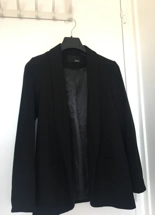 Etam black blazer XS, brand: Etam, condizioni: Ottime, taglia: XS / IT 38 / EU 34, €10.00, €11.20 include la Protezione acquisti
