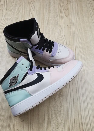 Air Jordan Mixte Taille 36 – Sneakers Colorées Menthe/Rose/Violet, marque: Jordan, état: Satisfaisant, taille: 36, 10,00 €, 11,20 € Protection acheteurs incluse