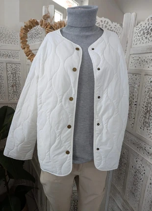 Veste matelassée blanche Nikita Brown Paris – Élégance chic et confort – Taille M, merk: Nikita Brown, staat: Heel goed, maat: M / 38 / 10, € 29,99, € 32,19 inclusief Kopersbescherming Pro