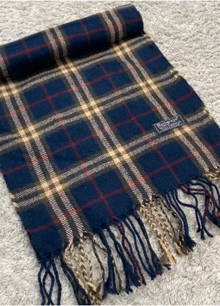 Echarpe Burberry en laine d’agneau vintage 2yk à carreau bleu marine blanc beige / EB15, brand: Burberry, condizioni: Ottime, €25.00, €26.95 include la Protezione acquisti