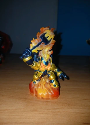 Legendary ignitor, marque: Skylanders, état: Très bon état, taille: 6 ans / 116 cm, 10,00 €, 11,20 € Protection acheteurs incluse