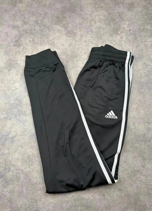 Jogging Adidas | Taille S | Couleur Noir, marke: adidas, zustand: Sehr gut, größe: S, 12,50 €, 13,83 € beinhaltet Vinted-Käuferschutz Pro