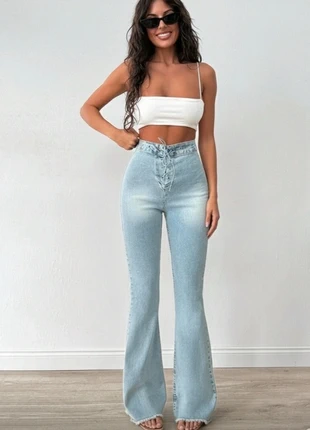 Jeans a zampa, staat: Nieuw zonder prijskaartje, maat: S / 36 / 8, € 20,00, € 21,70 inclusief Kopersbescherming