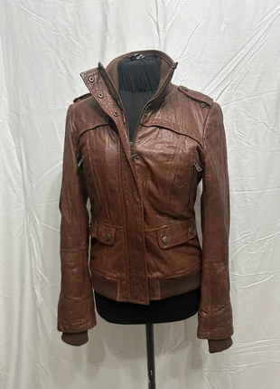 Giacca in pelle marrone, brand: Vintage Dressing, condizioni: Ottime, taglia: S / IT 40 / EU 36, €55.00, €58.45 include la Protezione acquisti