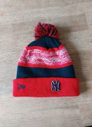 Bonnet pompon, New Era, New York , Yankees. Logo brodé. Genuine Merchandise., marque: New Era, état: Très bon état, taille: Taille unique, 13,90 €, 15,30 € Protection acheteurs incluse