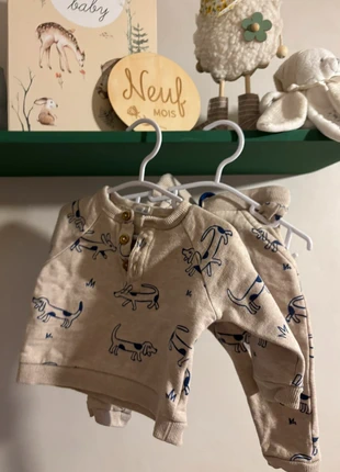 Ensemble teckel 9 mois, brand: Bout'chou, condition: Good, size: 6-9 months / 68 cm, €1.95, €2.75 includes Buyer Protection