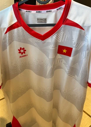Camiseta selección de Vietnam 2025, brand: Jogarbola, condizioni: Nuovo senza cartellino, taglia: XXXL / IT 50 / EU 46, €59.95, €63.65 include la Protezione acquisti
