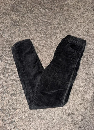 Pantalon En Velours Côtelé / Corduroy noir Gobi coton cotelé taille 38, brand: Vintage Dressing, condizioni: Ottime, taglia: M / IT 42 / EU 38, €10.00, €11.20 include la Protezione acquisti