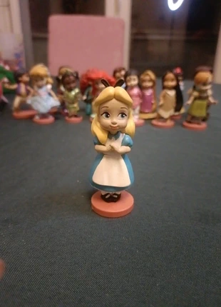 Figurine Disney animator Alice au pays des merveilles, marque: Disney, état: Bon état, taille: Taille unique, 3,00 €, 3,85 € Protection acheteurs incluse