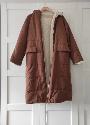Superbe longue doudoune matelassée réversible marron et moumoute à capuche 😍, marque: Boutique indépendante, état: Très bon état, taille: S / 36 / 8, 30,00 €, 32,20 € Protection acheteurs (Pro) incluse