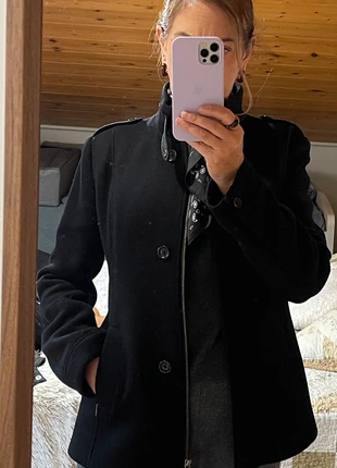 Abrigo Calvin Klein de lana negra, largo tres cuartos., marque: Calvin Klein, état: Très bon état, taille: M / 38 / 10, 38,00 €, 40,60 € Protection acheteurs incluse