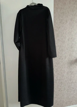 Robe longue à poche col montant, merk: YASMÏN PARIS, staat: Heel goed, maat: Universele maat, € 9,90, € 11,10 inclusief Kopersbescherming