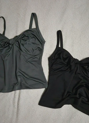 2pieces of short sleeve camis, marque: Guido Maria Kretschmer, état: Très bon état, taille: XS / 34 / 6, 16,00 €, 17,50 € Protection acheteurs incluse