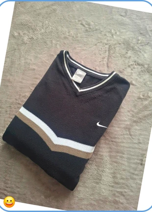 pull nike vintage col v noir gris blanc logo brodé taille L y2k, marque: Nike, état: Très bon état, taille: L, 15,40 €, 16,87 € Protection acheteurs incluse