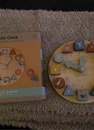 Little Dutch klok met leuke blokjes, merk: Little Dutch, staat: Heel goed, maat: 3 jaar / 98 cm, € 5,50, € 6,48 inclusief Kopersbescherming