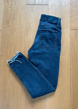 Jean Lévis 721 high rise Skinny gris troué W27 - Taille haute, marke: Levi's, zustand: Sehr gut, größe: S / 36 / 8, 19,00 €, 20,65 € beinhaltet Vinted-Käuferschutz Pro