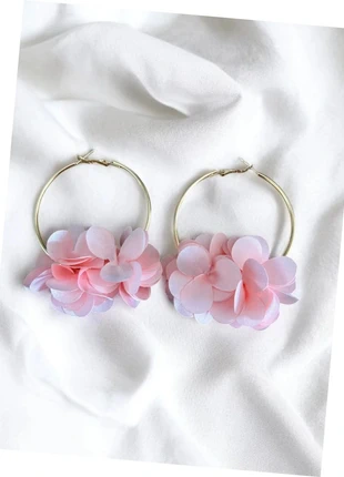 Boucles d’oreilles créoles dorées & fleurs rose pastel en tissu, marca: Boutique vintage, estado: Muito bom, €4.00, €4.90 inclui Proteção do Comprador