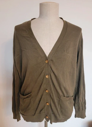 Cardigan kaki léger en coton à boutons dorés Lauren Ralph Lauren XXL élégant et confortable, merk: Lauren Ralph Lauren, staat: Heel goed, maat: XXL / 44 / 16, € 49,00, € 52,15 inclusief Kopersbescherming