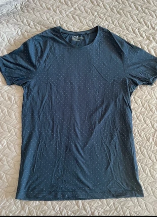 Herren T-Shirt – Größe M – Dunkelblau mit weißen Punkten, merk: Sonstiges, staat: Nieuw zonder prijskaartje, maat: M, € 3,00, € 3,85 inclusief Kopersbescherming