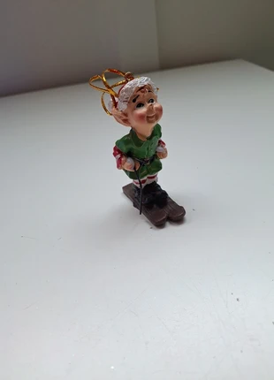 Elf op ski’s kersthangfiguur – kerstboom ornament, staat: Heel goed, € 3,50, € 4,38 inclusief Kopersbescherming