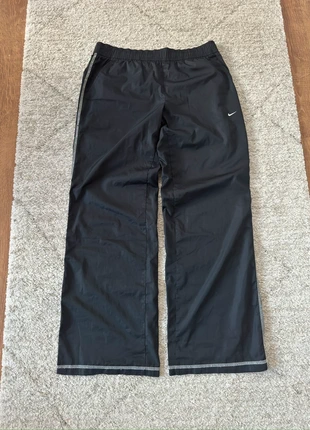 Nike herren Schwarze Vintage Trackpants - S, marque: Nike, état: Très bon état, taille: S, 25,00 €, 26,95 € Protection acheteurs incluse