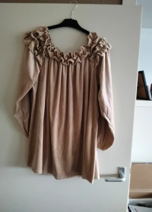 Beige tuniek trui, marque: No Logo, état: Très bon état, taille: 6XL / 52 / 24, 5,00 €, 5,95 € Protection acheteurs incluse