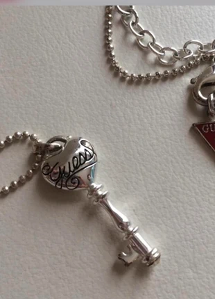 Collana Guess, brand: GUESS, condizioni: Nuovo con cartellino, €15.00, €16.45 include la Protezione acquisti
