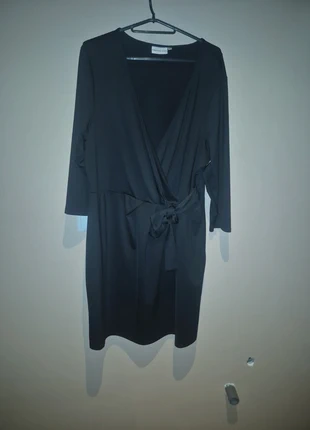 Black dress mt 44, merk: Trend One, staat: Heel goed, maat: XXL / 44 / 16, € 2,00, € 2,80 inclusief Kopersbescherming