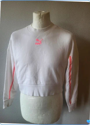 Superbe sweat court brodé Puma taille XS Ref 20IT240, marque: Puma, état: Très bon état, taille: XS / 34 / 6, 6,50 €, 7,53 € Protection acheteurs incluse