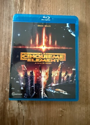 DVD blu-ray Cinquième Élément, état: Neuf sans étiquette, 3,00 €, 3,85 € Protection acheteurs incluse