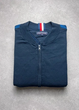 Pull Tommy Hilfiger full zip | Bleu foncé | Taille XL | Très bon état, merk: Tommy Hilfiger, staat: Heel goed, maat: XL, € 29,90, € 32,10 inclusief Kopersbescherming
