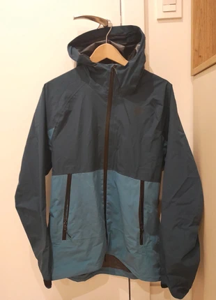 Chubasquero impermeable 4F, marca: 4F, estado: Muy bueno, tamaño: S, 80,00 €, 84,00 € Protección al comprador incluida