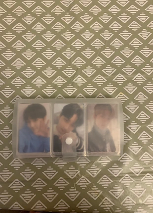 Classeur pc, marque: Kpop, état: Bon état, 5,00 €, 5,95 € Protection acheteurs incluse