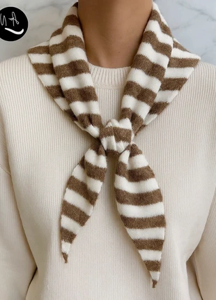 Foulard / écharpe / cache-cou, staat: Nieuw zonder prijskaartje, € 14,00, € 15,40 inclusief Kopersbescherming