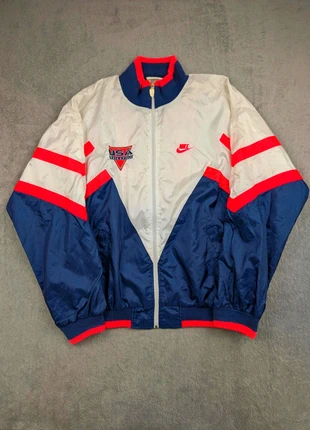 Veste Nike Track & Field USA vintage taille M, marke: Nike, zustand: Sehr gut, größe: M, 65,60 €, 69,58 € beinhaltet Vinted-Käuferschutz Pro