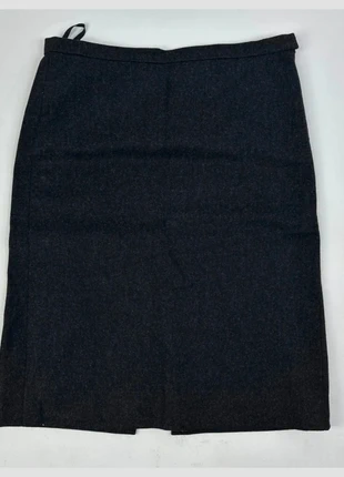 Gonna lounguette Burberry nero lana – Taglia 46 IT ru, brand: Burberry, condizioni: Ottime, taglia: XL / IT 46 / EU 42, €58.66, €62.29 include la Protezione acquisti Pro