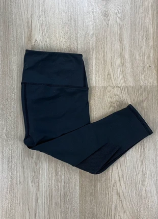 Legging Lululemon Noir Taille 6 (Moyen / Équivalent EU 38), marque: Lululemon, état: Très bon état, taille: M / 38 / 10, 16,00 €, 17,50 € Protection acheteurs (Pro) incluse
