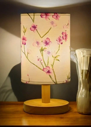 Lampe avec motif floraux - Taille : 26 cm - Couleur : Multicolore, merk: Lampe, staat: Heel goed, € 35,90, € 38,40 inclusief Kopersbescherming