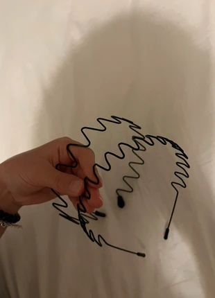 Lot de 2 serre tête à dents, marque: International, état: Très bon état, 5,00 €, 5,95 € Protection acheteurs incluse