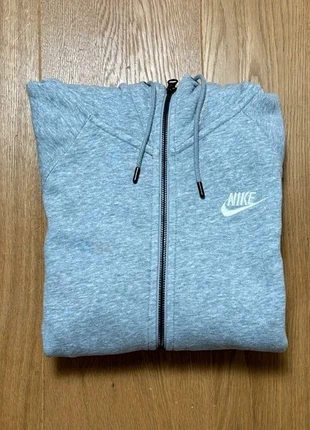Pull à capuche / Zip à capuche Nike Gris - Taille S, brand: Nike, condizioni: Ottime, taglia: S, €21.00, €22.75 include la Protezione acquisti