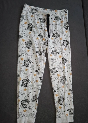 Pyjama broek Harry potter, merk: Harry Potter, staat: Heel goed, maat: M / 38 / 10, € 2,95, € 3,80 inclusief Kopersbescherming