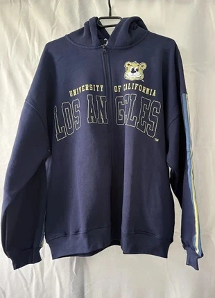 Sweat zippé Jennyfer oversize UCLA - Taille S - Neuf étiquette, marque: Jennyfer, état: Neuf avec étiquette, taille: S / 36 / 8, 30,00 €, 32,20 € Protection acheteurs incluse