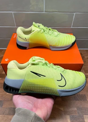 Nike metcon 9 fluo geel maat 40, marca: Nike, estado: Novo sem etiquetas, tamanho: 40, €52.49, €55.81 inclui Proteção do Comprador