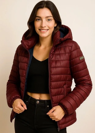 Doudoune Lonsdale London bordeaux – modèle English Legend – taille M – capuche, merk: Lonsdale, staat: Goed, maat: M / 38 / 10, € 10,00, € 11,20 inclusief Kopersbescherming