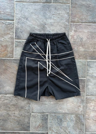 Rick Owens SS2016 “Cyclops” Black Pearl Geometric Pod Shorts, marke: Rick Owens, zustand: Sehr gut, größe: S, 120,00 €, 126,70 € inklusive Vinted-Käuferschutz